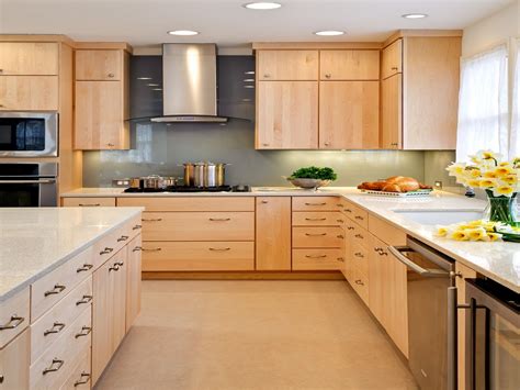 natural maple kitchen cabinets photos